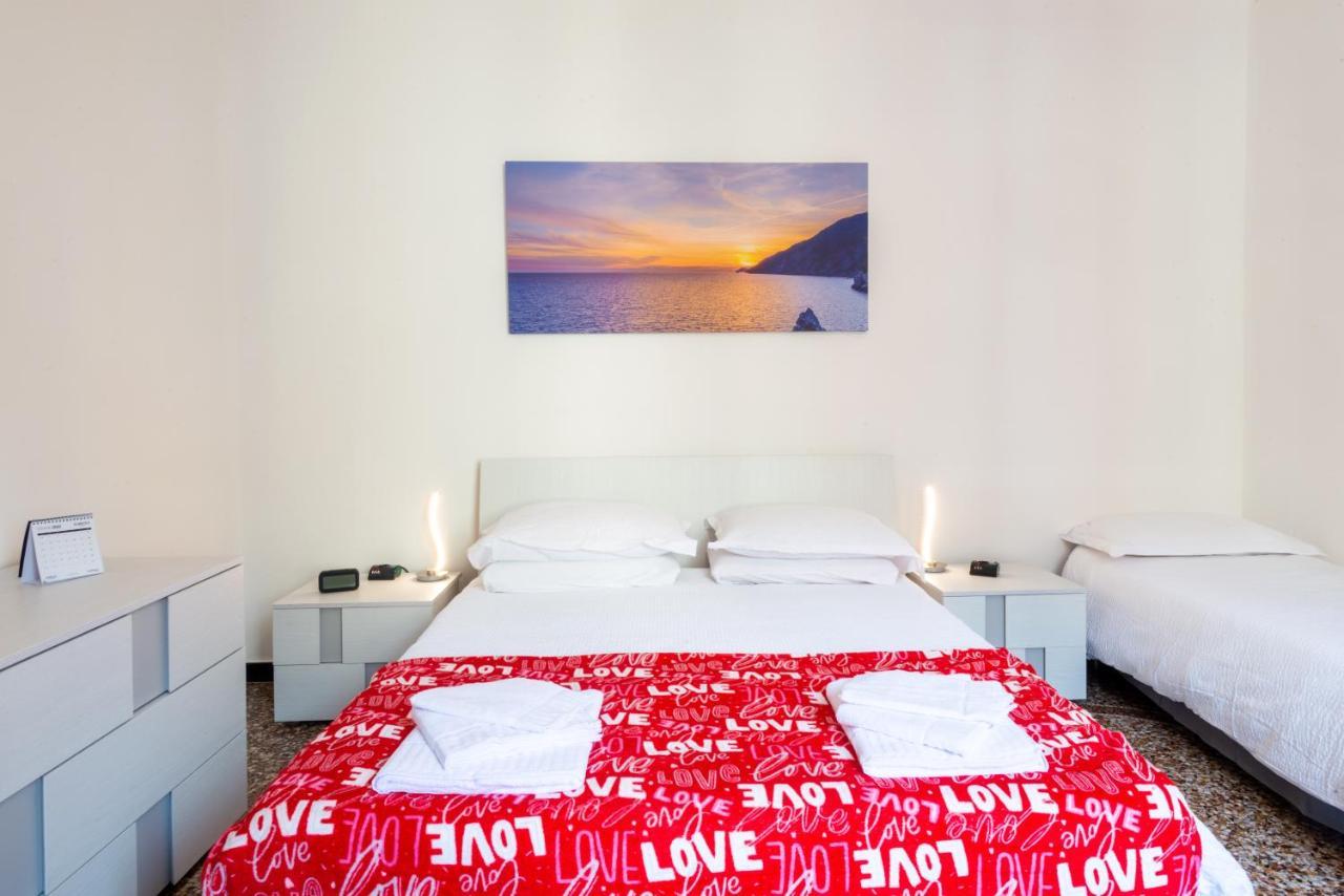 Waterfront House Apartment Генуа Екстериор снимка