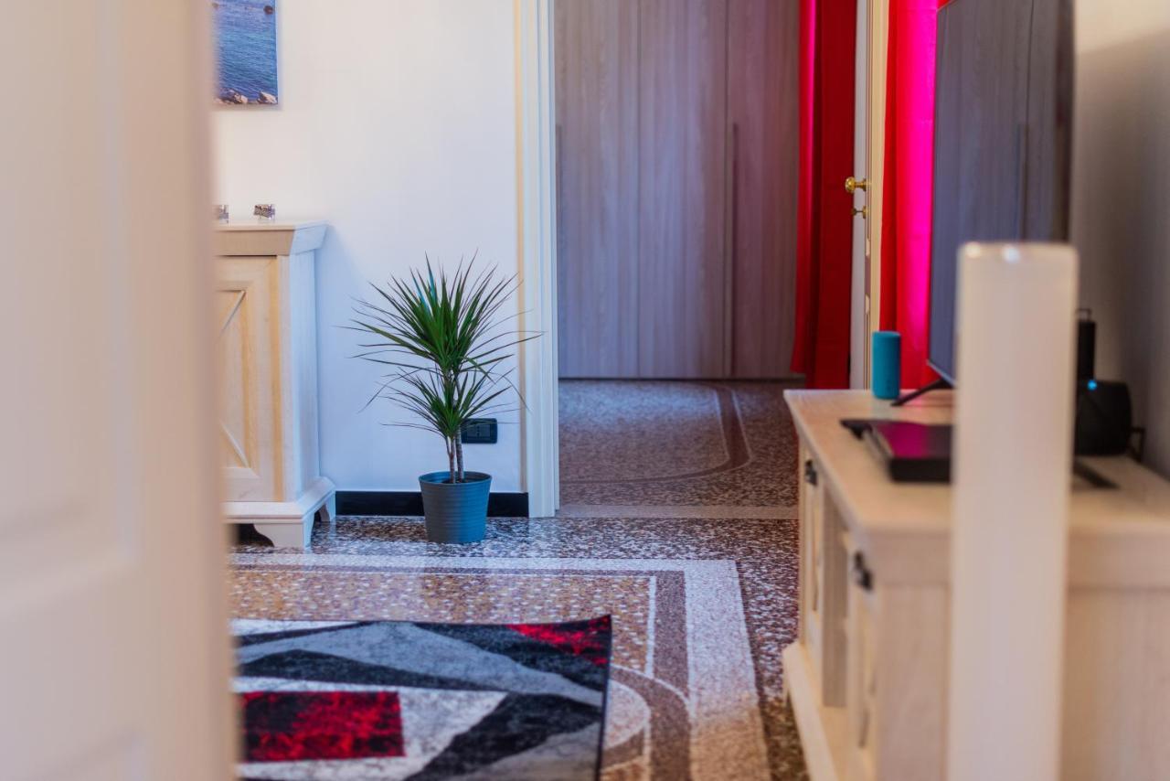Waterfront House Apartment Генуа Екстериор снимка